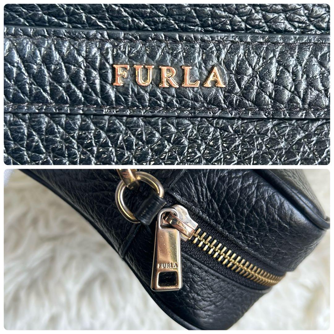 極美品✨フルラ ショルダーバッグ アヴリル レザー ロゴ金具 ブラック