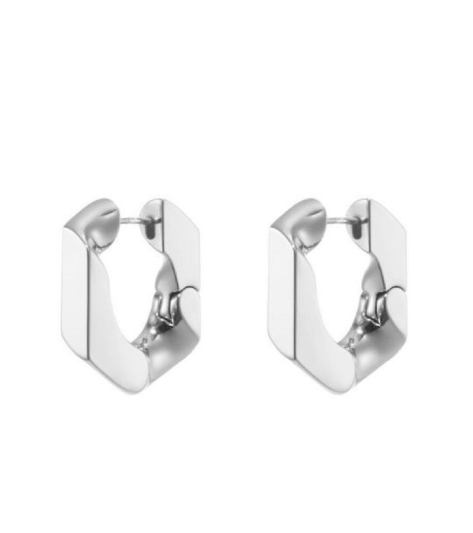NUMBERING ピアス　変形ピアス　silver925 numbering