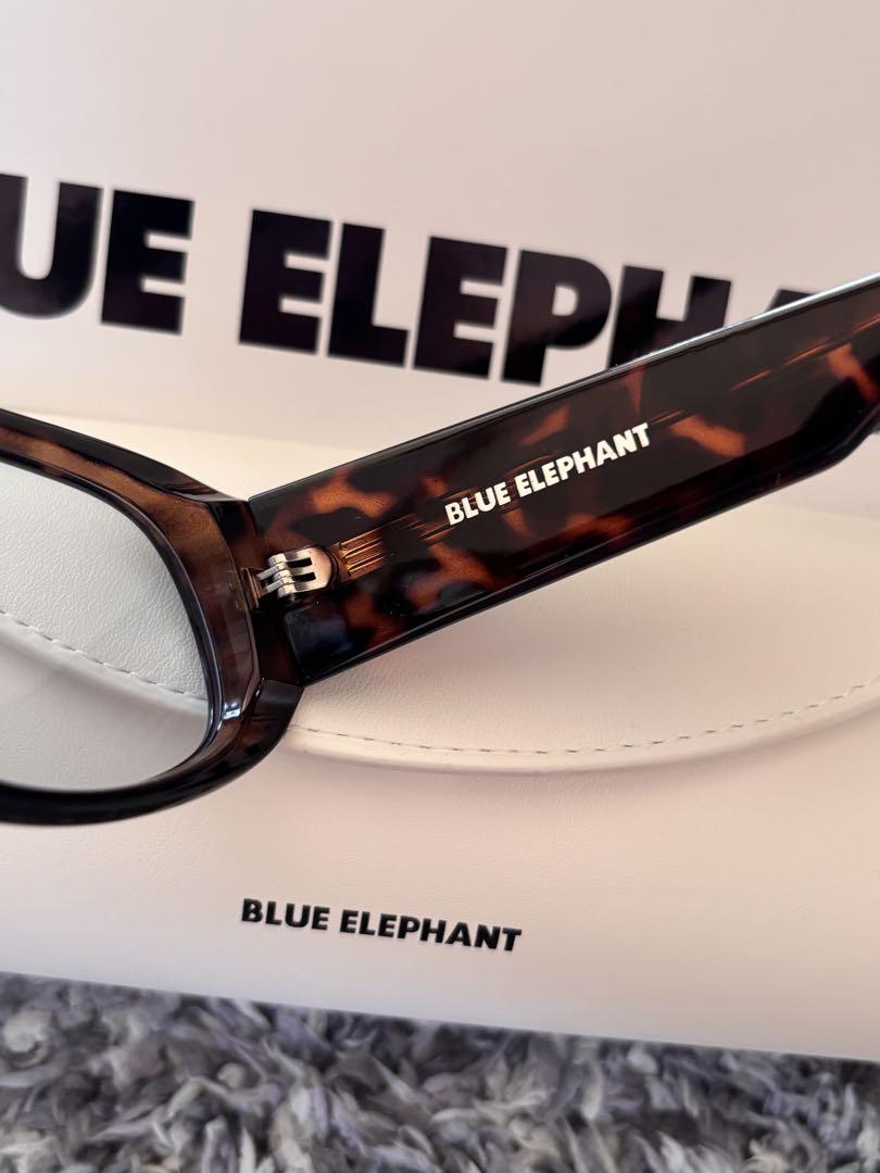 BLUE ELEPHANT DANNA blue tint 未使用 - メルカリ