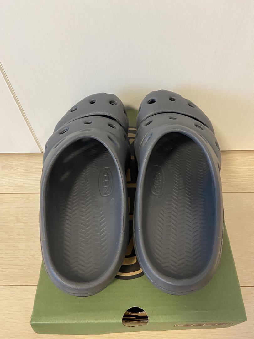 KEEN YOGUI グレー　24cm