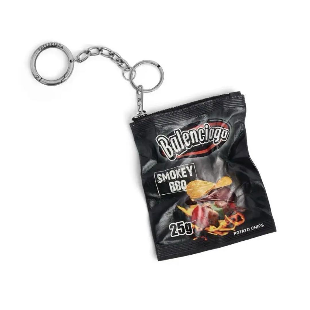 Balenciaga 25 Summer Chips チャーム ブラック