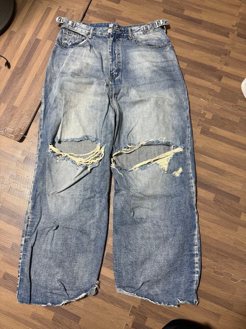 DEUKU ダメージパンツ