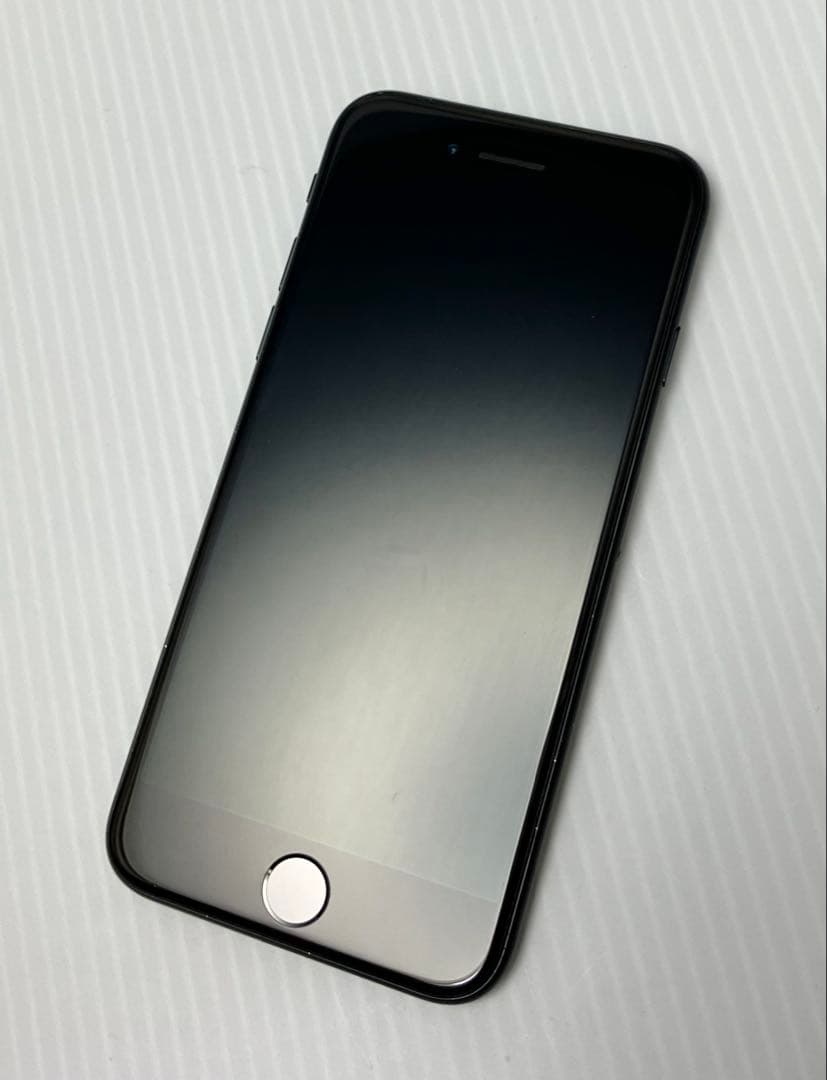 美品 iPhone SE3 128GB SIMフリー 海外US版 シャッター音無 美品 iPhone SE3 128GB SIMフリー 海外US版 シャッター音無