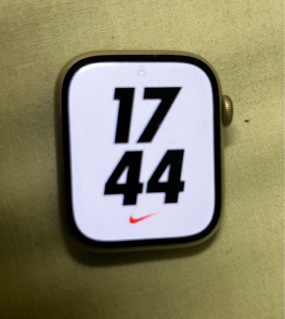 Apple Watch Series7ナイキGPS搭載モデル目立った傷や汚れなし