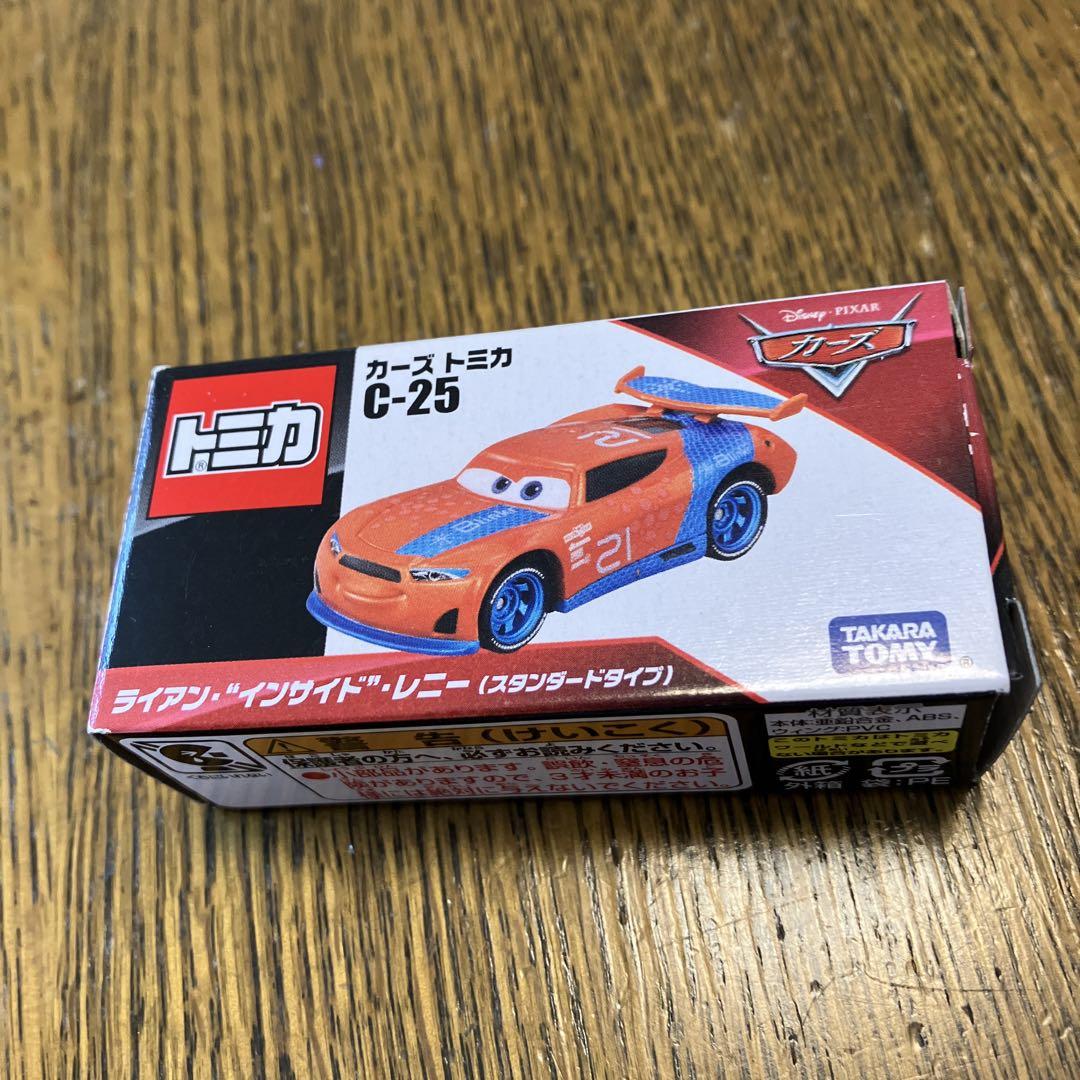 新規購入 カーズトミカ 廃盤品 新品未使用品 ライアン インサイド レニー ミニカー