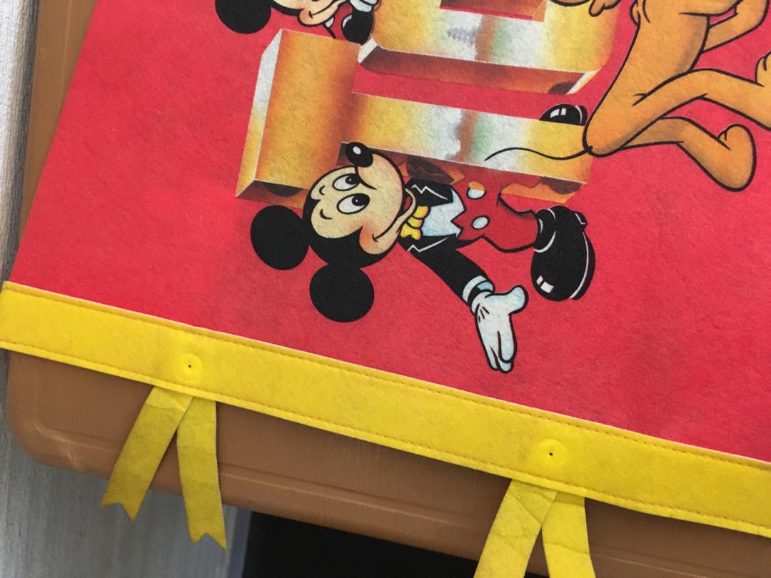 中古 ビンテージ ディズニーペナント・ステッカー・バッチセット！