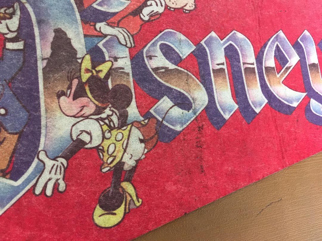 中古 ビンテージ ディズニーペナント・ステッカー・バッチセット！