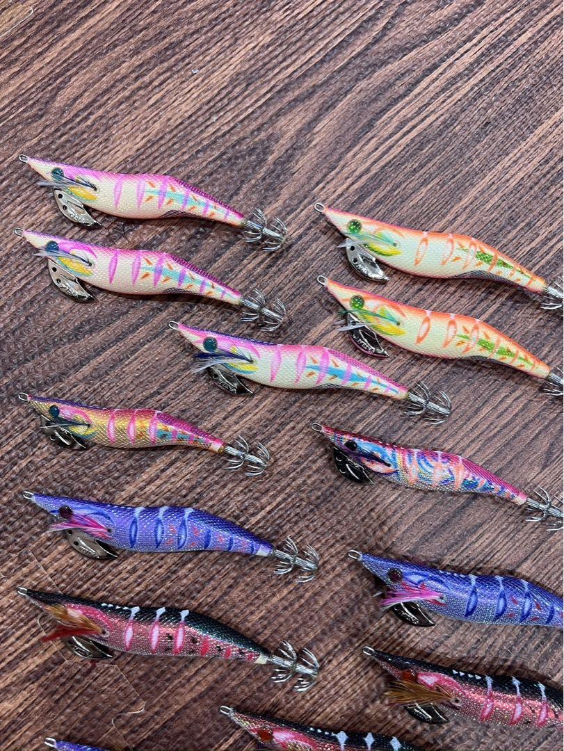 値下げしました！新品未使用DAIWAエメラルダス エギホルダ-LW