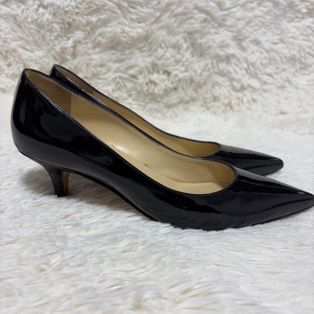 Manolo Blahnik エナメルパンプス ブラック　36