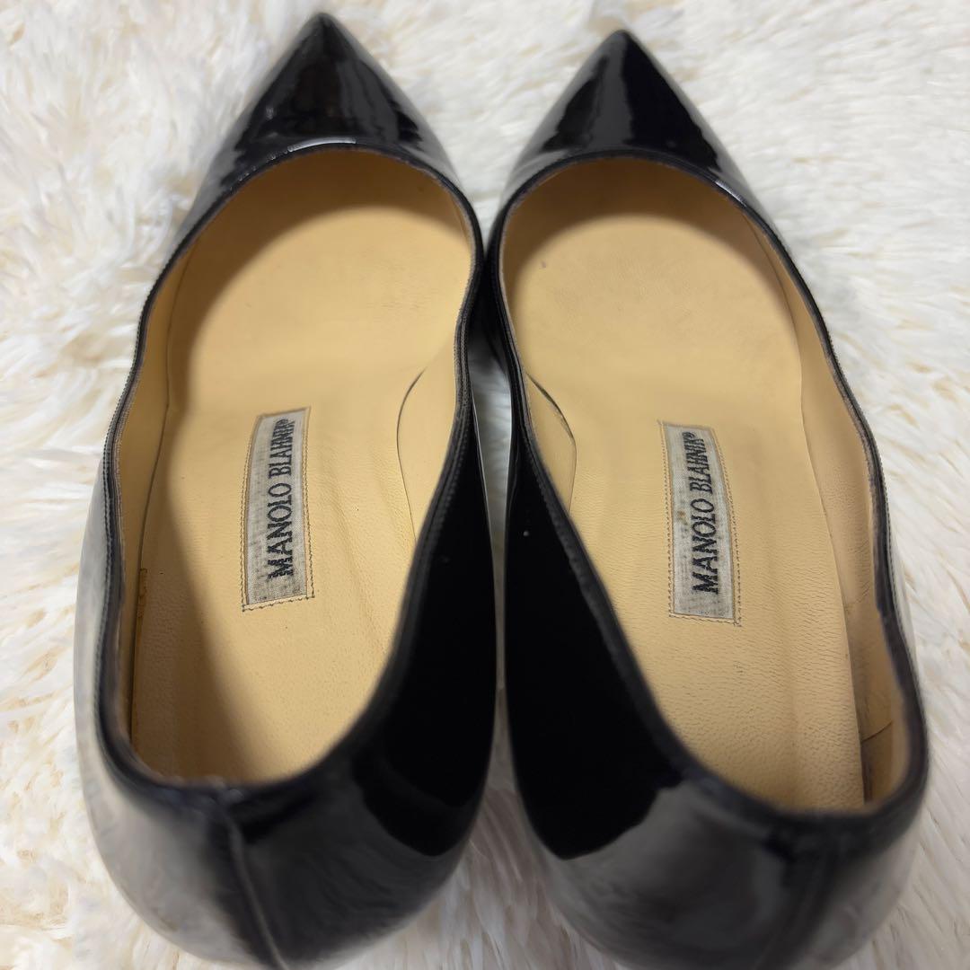 Manolo Blahnik エナメルパンプス ブラック　36