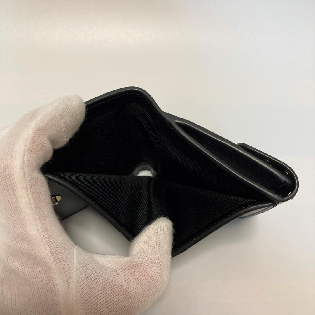 ☆新品☆ 【コーチ】 折財布 二つ折り シグネチャー カーキ レディース