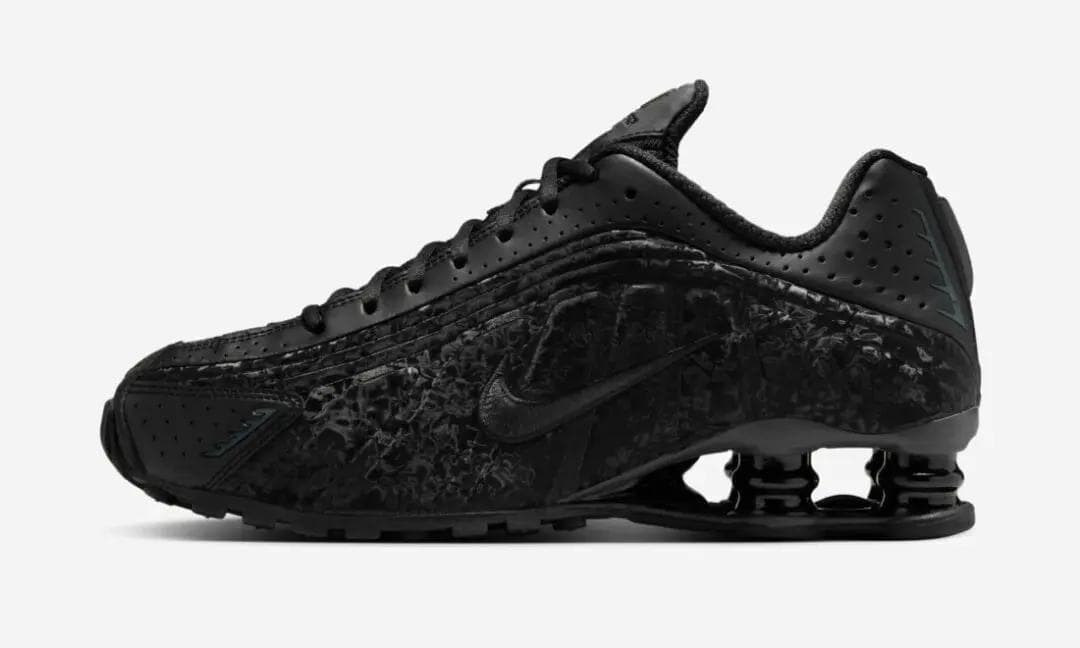 ナイキ ショックス