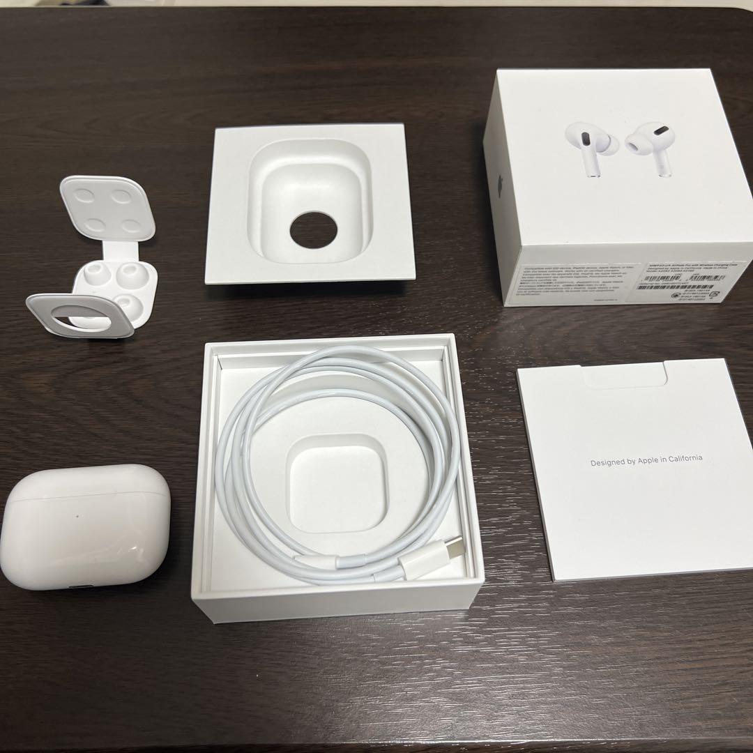 Apple AirPods Pro 1 本体(全付属品付き) AirPods Pro 1 ワイヤレス充電ケース付き - 技術仕様 - Apple