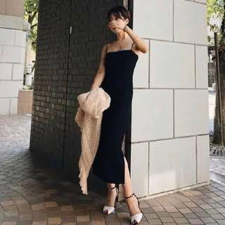 searoomlynn スパゲッティパット付きキャミソールワンピース searoomlynn☆パッドinスパゲッティSQUAREワンピース - メルカリ