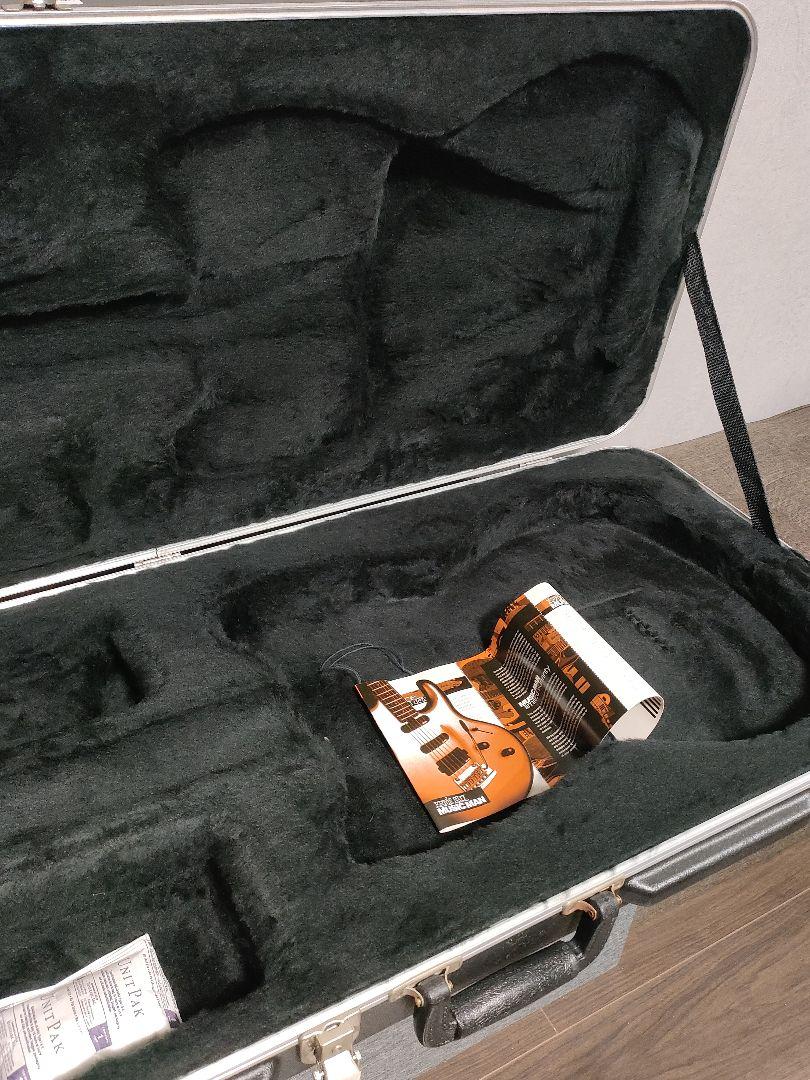 ハードギターケース 鍵なし