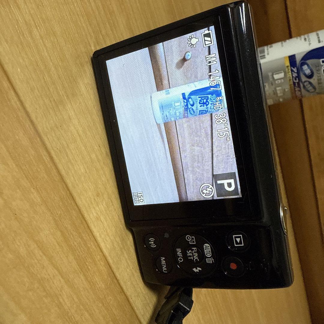 Canon IXY210