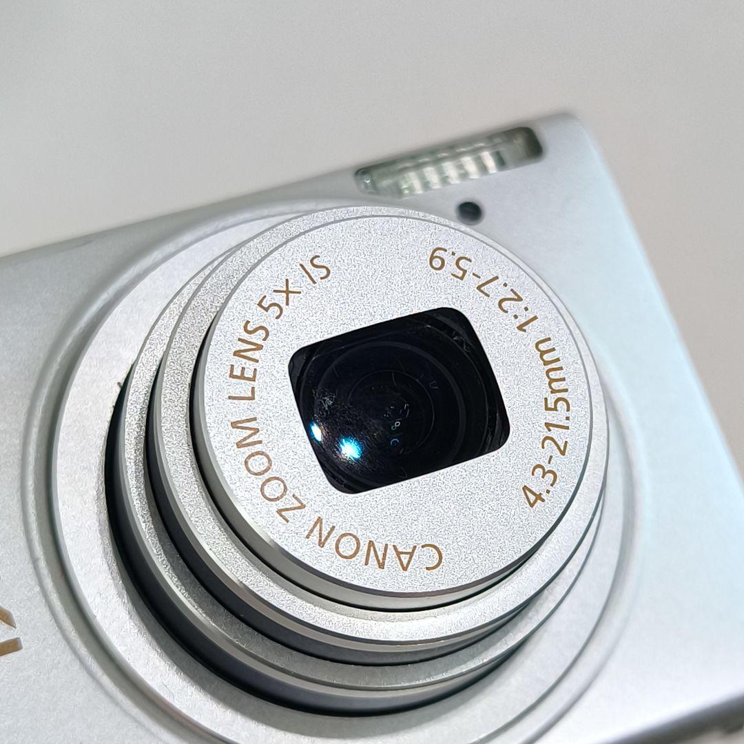 Canon IXY 220F コンパクトデジタルカメラ 箱、説明書、付属品多数