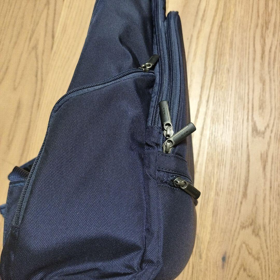 【良品】ACE エースジーン ビジネスリュック B4 2気室 15.6inch