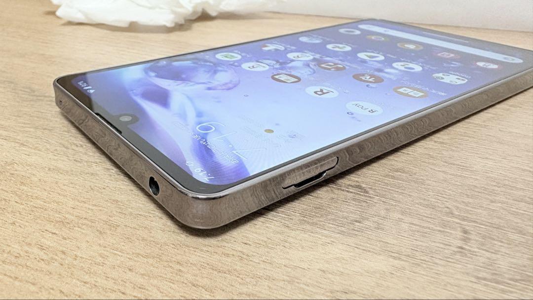 Rakuten AQUOS zero6 SH-RM18 SIMフリー