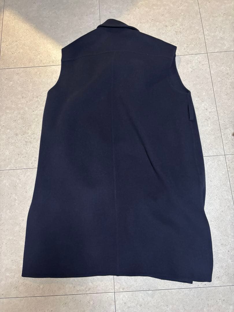 BLAMINK ウールダブルフェイススリーブレスコート ネイビー36サイズ未使用 BLAMINK ウールダブルフェイススリーブレスコート ネイビー36サイズ未使用