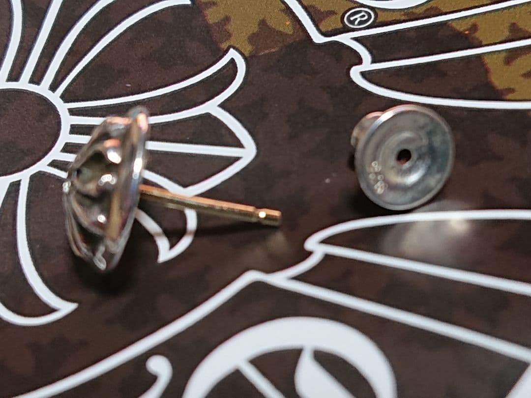 クロスボールピアス ダイヤ クロスボールピアス ダイヤ