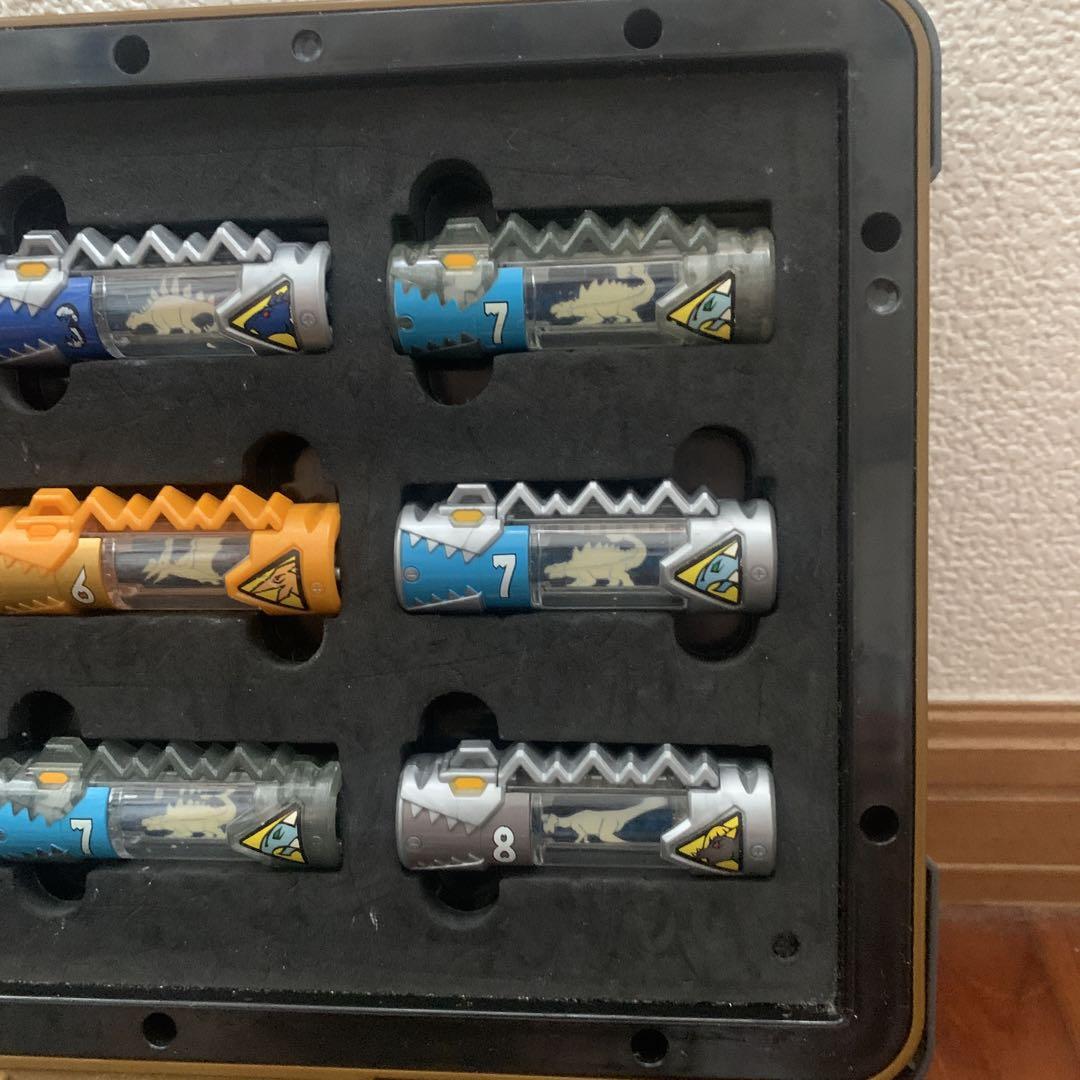Zyuden Brave Box can store 18 Zyudenchi! Review SB Zyudenchi