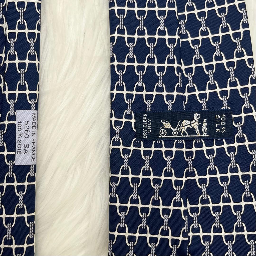 美品✨HERMES エルメス　ネクタイ シルク100％　フランス製