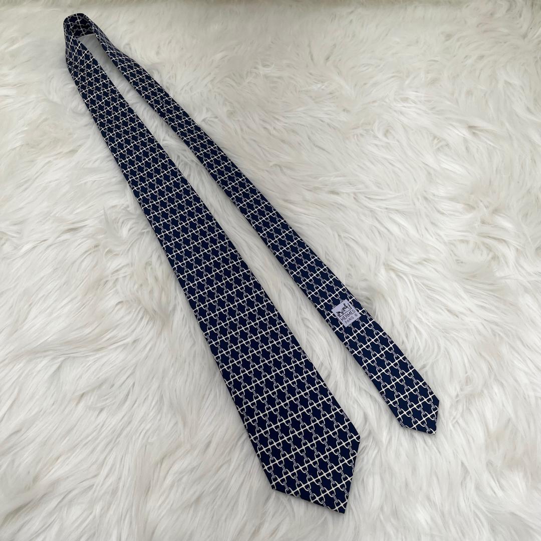 美品✨HERMES エルメス　ネクタイ シルク100％　フランス製