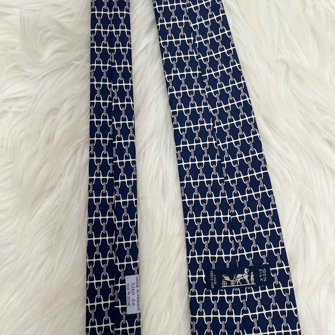 美品✨HERMES エルメス　ネクタイ シルク100％　フランス製