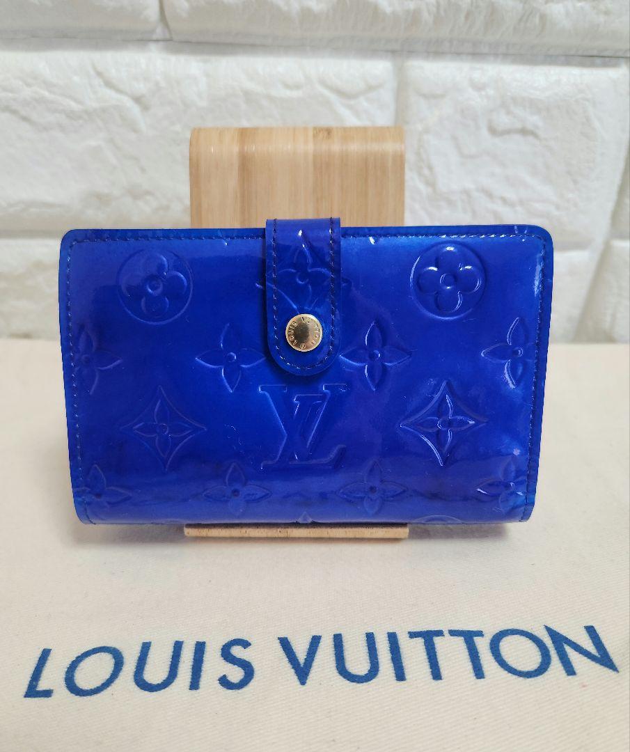 LOUIS VUITTON ルイ ヴィトン ヴェルニ ポルトモネ・ビエヴィエノワ