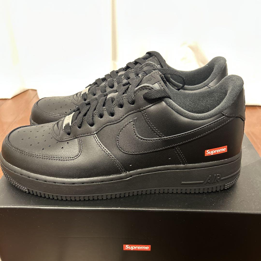 新品未使用Supreme×Nike Air Force 1 ブラック