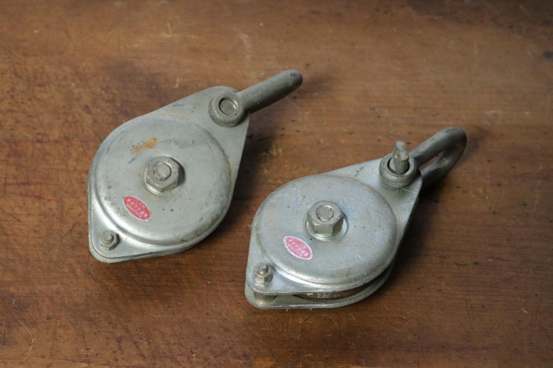 昭和レトロ オタフク滑車 3吋 2個セット 古い滑車 ヴィンテージ ディスプレイ