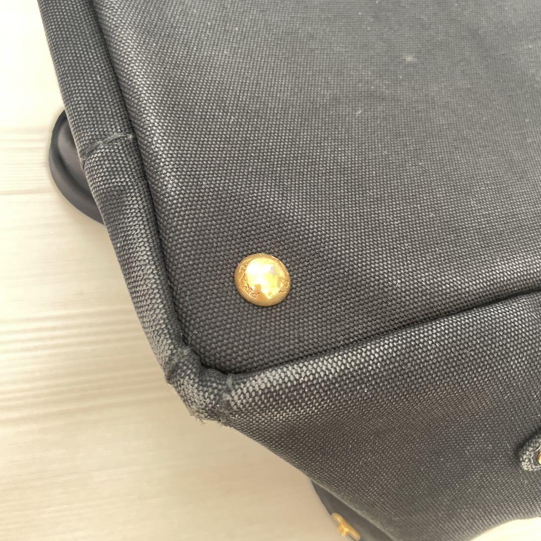 PRADA カナパ 黒 M キャンバス