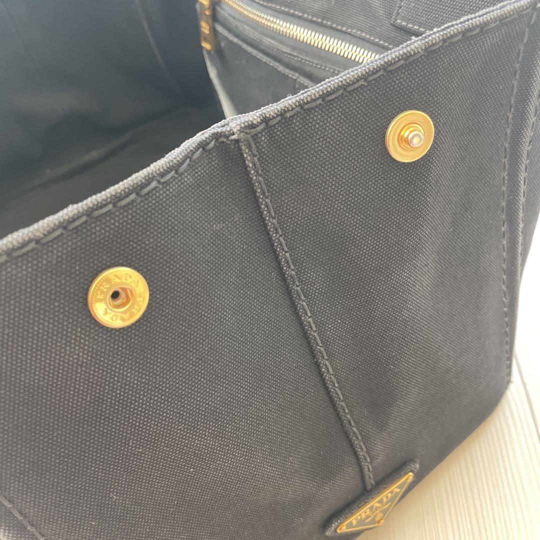 PRADA カナパ 黒 M キャンバス