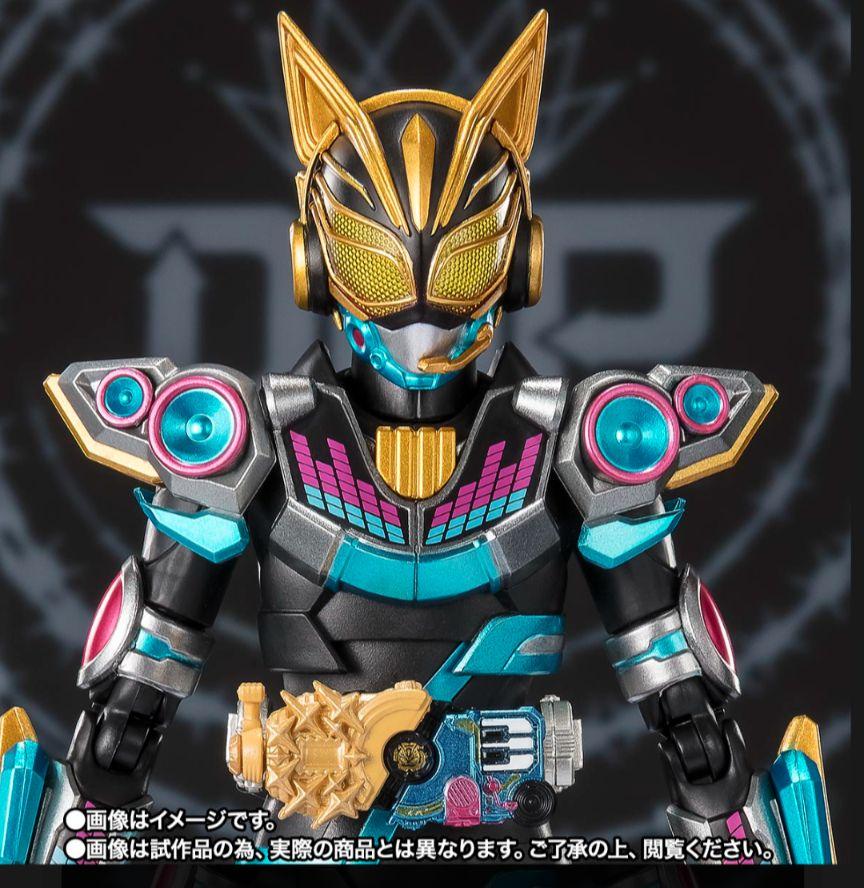 S.H.Figuarts 仮面ライダーナーゴ フィーバービートフォーム