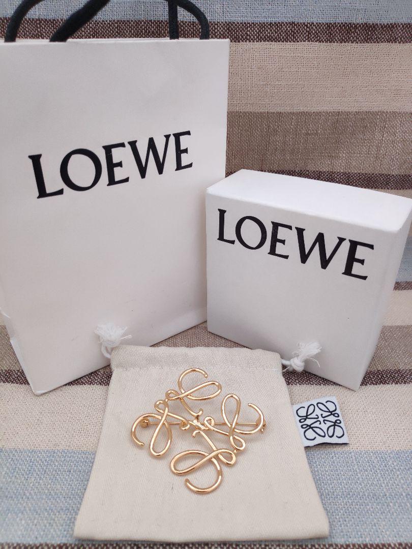 人気品！ロエベ★LOEWE アナグラム ブローチ　金色　素敵