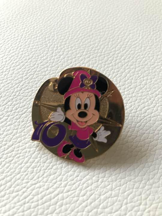 メルカリ ディズニーランド ディズニーシー10周年記念ピンバッチ ノベルティグッズ 500 中古や未使用のフリマ メルカリ ディズニーランド ディズニーシー10周年記念ピンバッチ ノベルティグッズ 500 中古や未使用のフリマ
