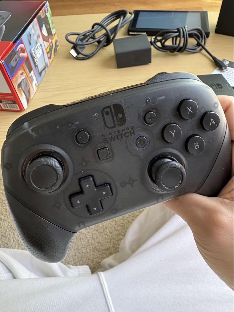 スイッチ　グレー