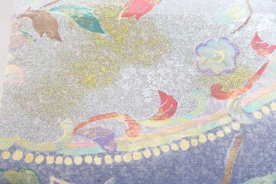 未使用品 名古屋帯 灰色 グレー 唐花 長さ3m56cm 銀彩加工 正絹 袷