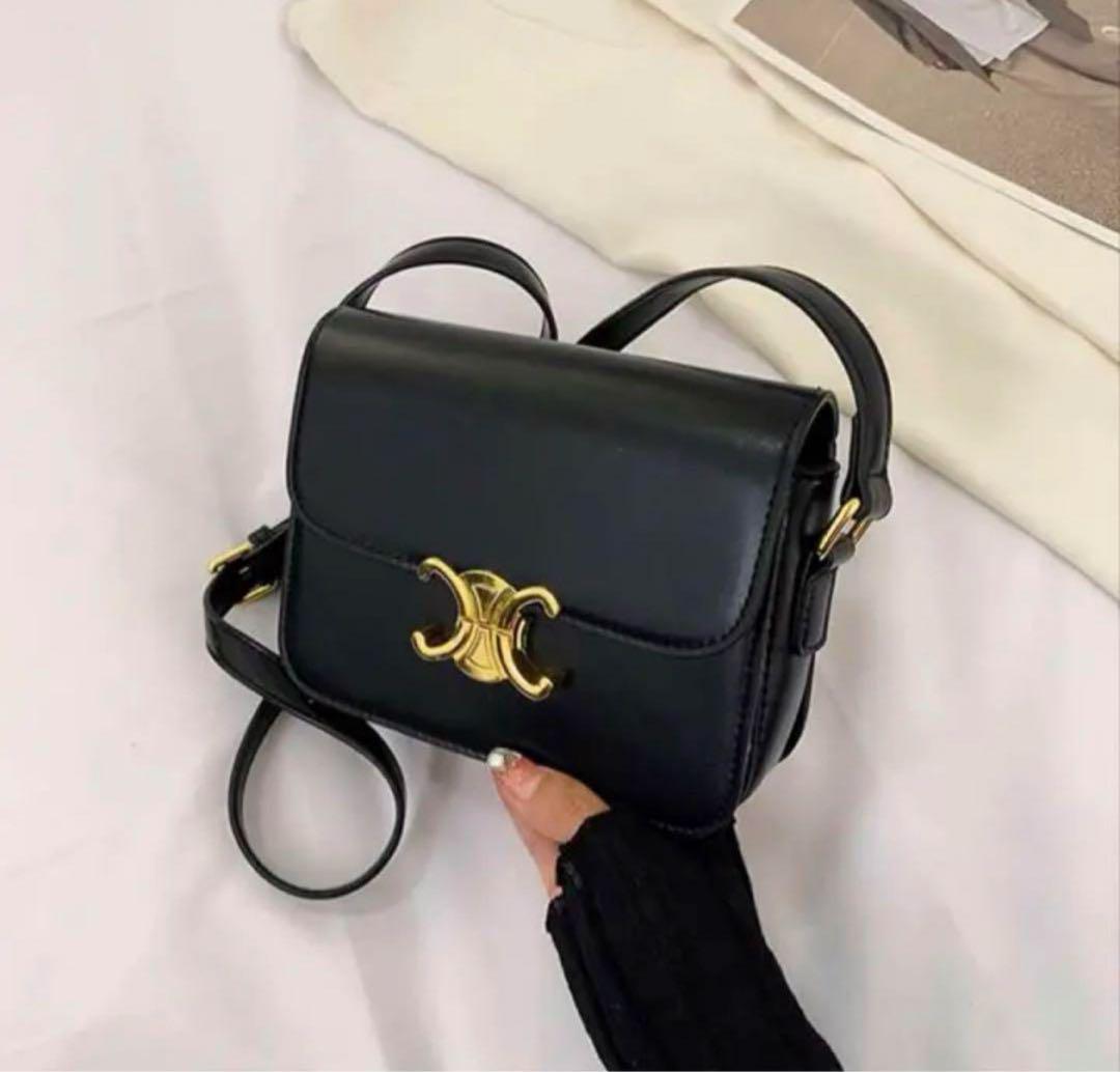 CELINE Triomphe トリオンフ ショルダーバッグ ブラック オールブラック CELINE Triomphe(セリーヌ トリオンフ) バッグ