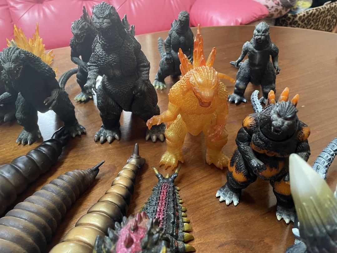 某メーカー ゴジラフィギュアセット 多数 - メルカリ 特撮