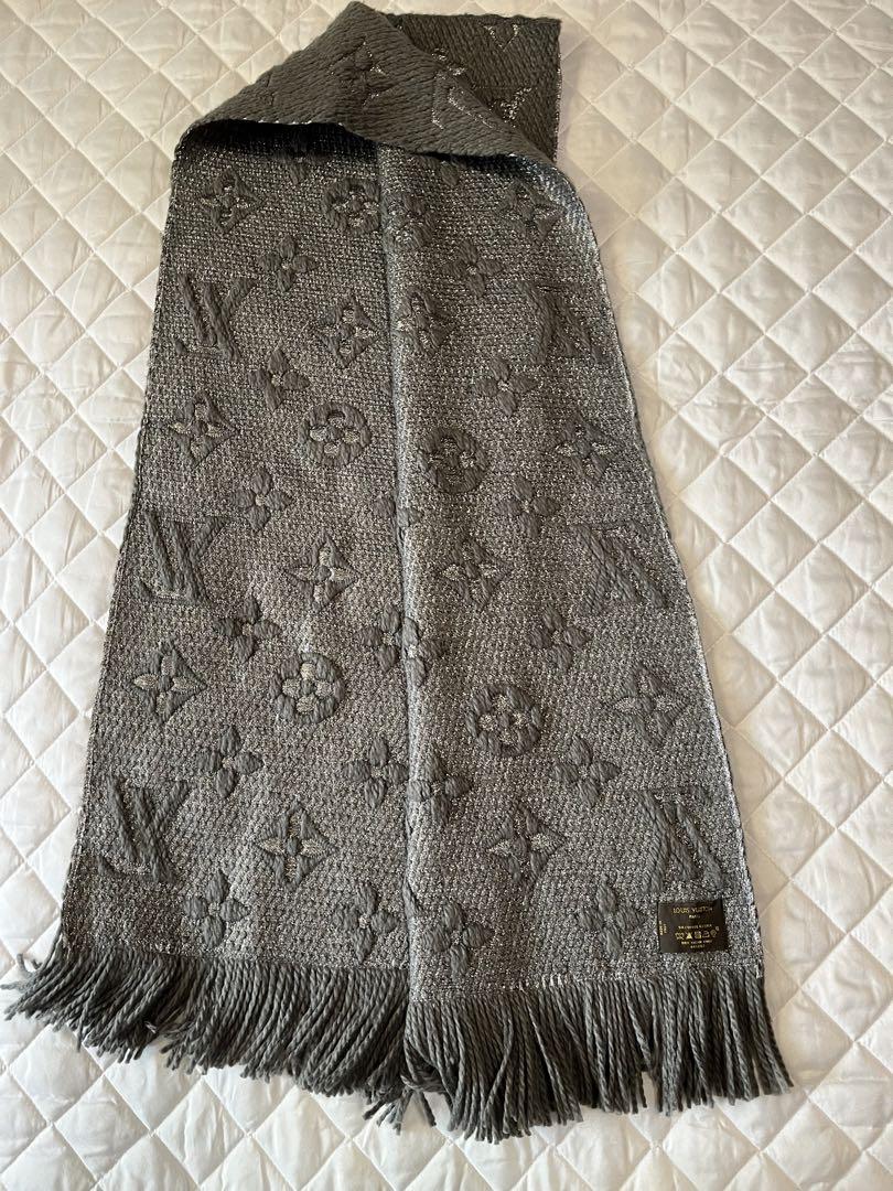 PYLON  Louis Vuitton グレー マフラー並行輸入品