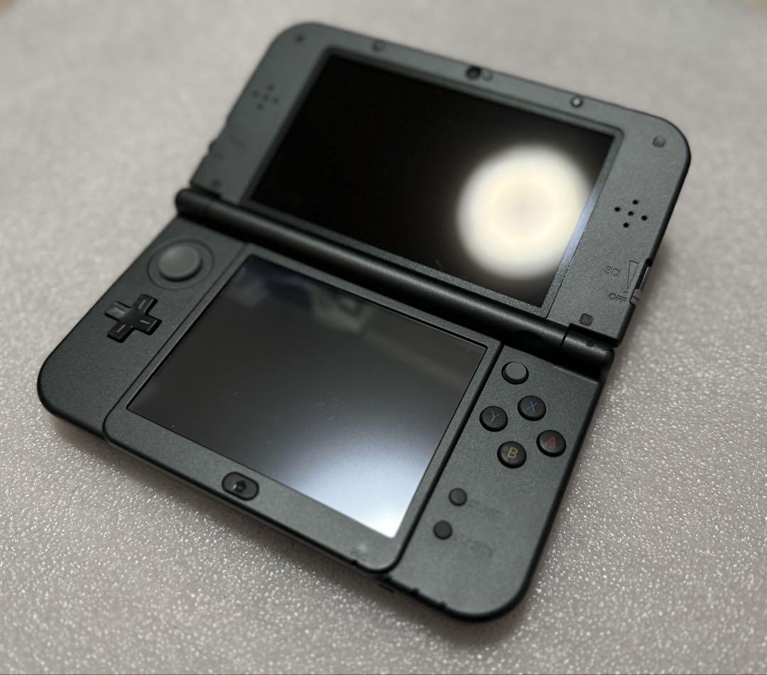 美品【動作確認済】NEW Nintendo 3DS LL【メタリックブラック】 美品【動作確認済】NEW Nintendo 3DS LL【メタリックブラック】