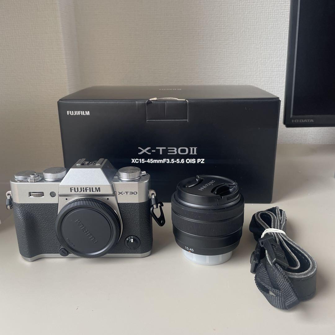 【美品】FUJIFILM X-T30 II ミラーレスカメラ　箱あり