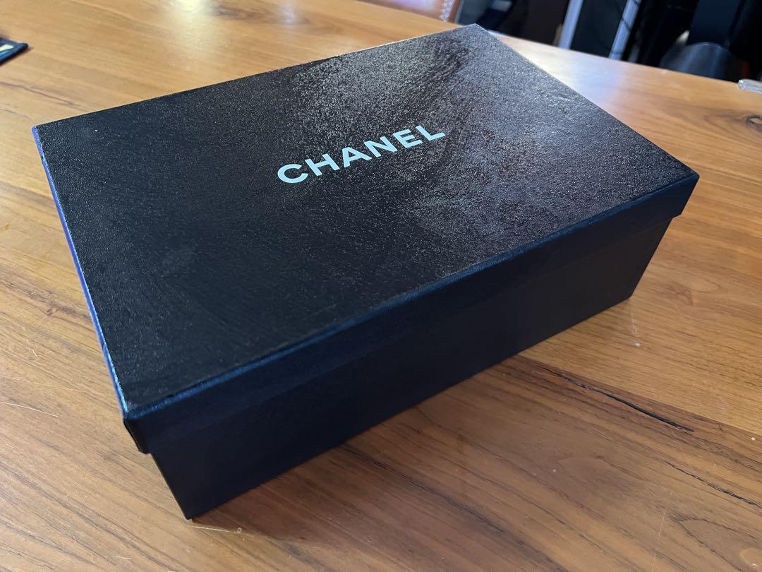 CHANEL MOCASSINS LOAFERS シルバーメタリックモカシン