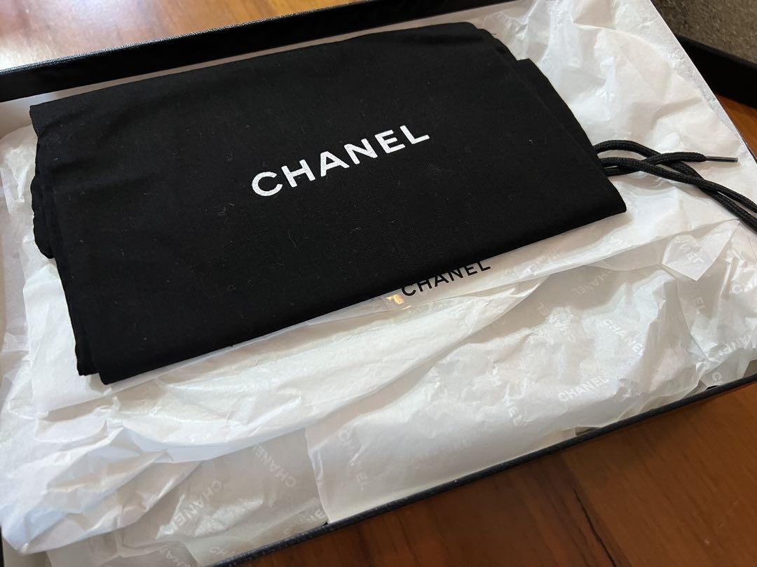 CHANEL MOCASSINS LOAFERS シルバーメタリックモカシン