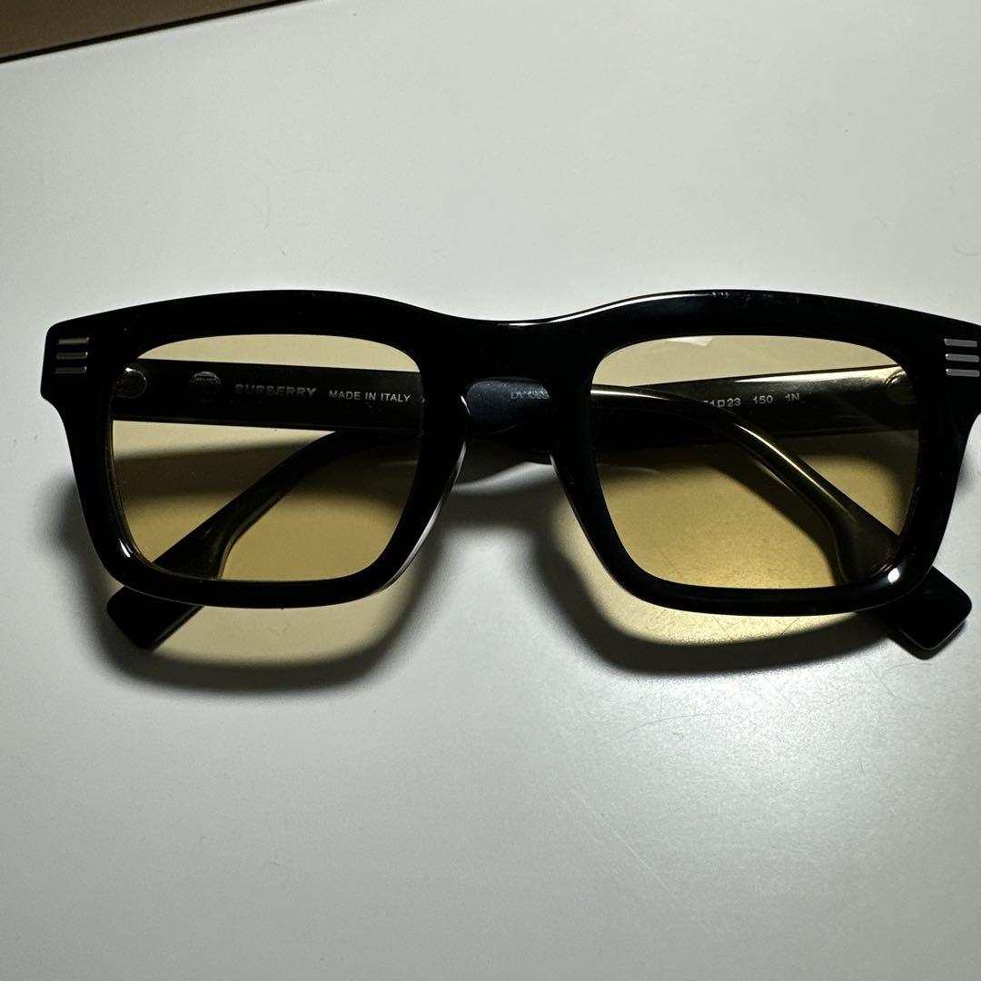 極美品　BURBERRY サングラス　4380D a596 ✨極美品✨Burberry サングラス 付属品完備 - メルカリ