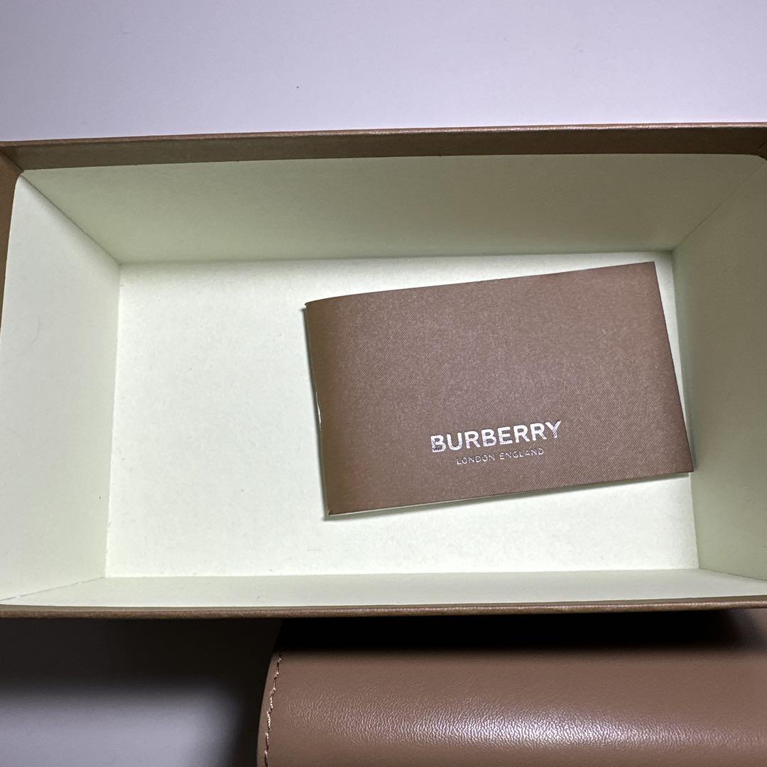 【極美品】Burberry サングラス ✨極美品✨Burberry サングラス 付属品完備 - メルカリ