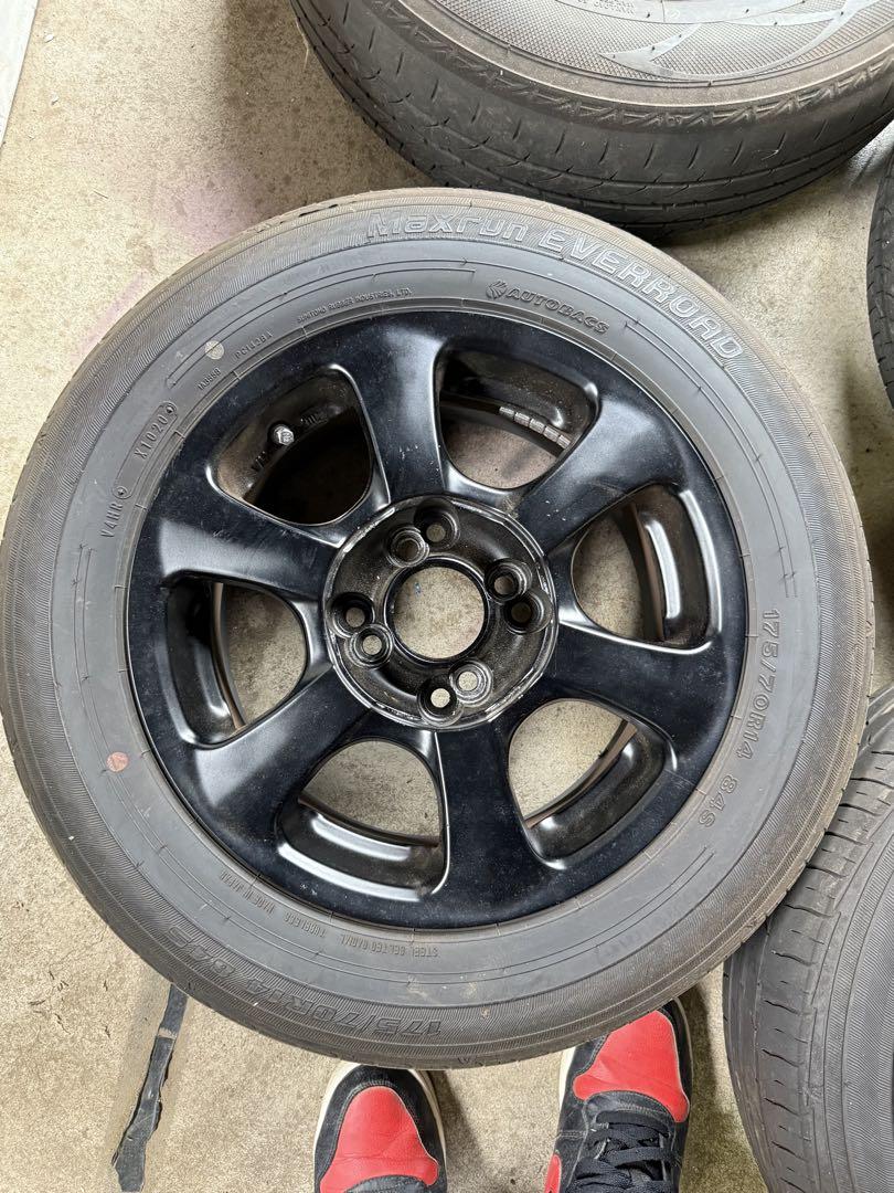 175/70R14 4穴 pcd 114.3 100サマータイヤ ホイールセット