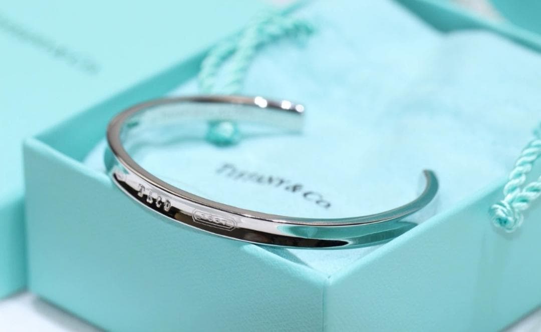 Tiffany & Co. シルバー バングル